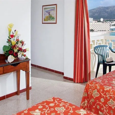 Bellevue Vistanova מלון 3*